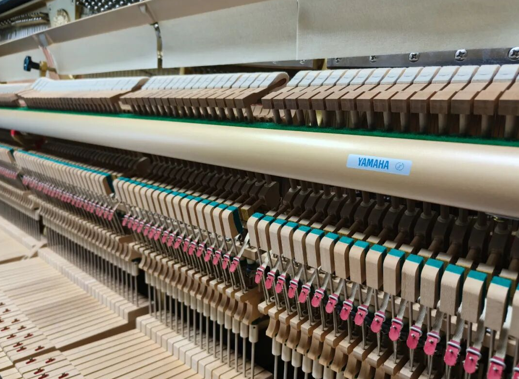 日本二手钢琴击弦机调节螺丝怎么调？延长寿命必看