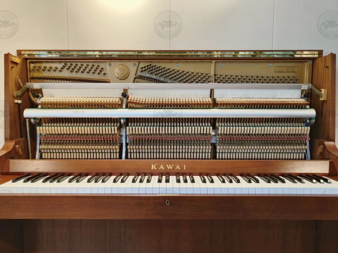 买二手钢琴先看价还是先看质？多数人都选错了！