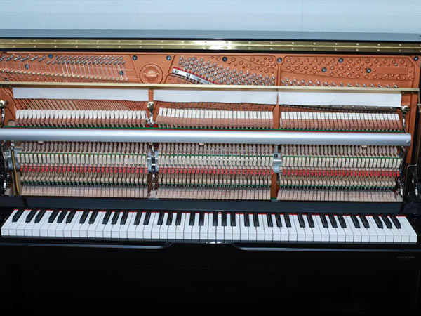 TOPWINNER钢琴容易走音吗？