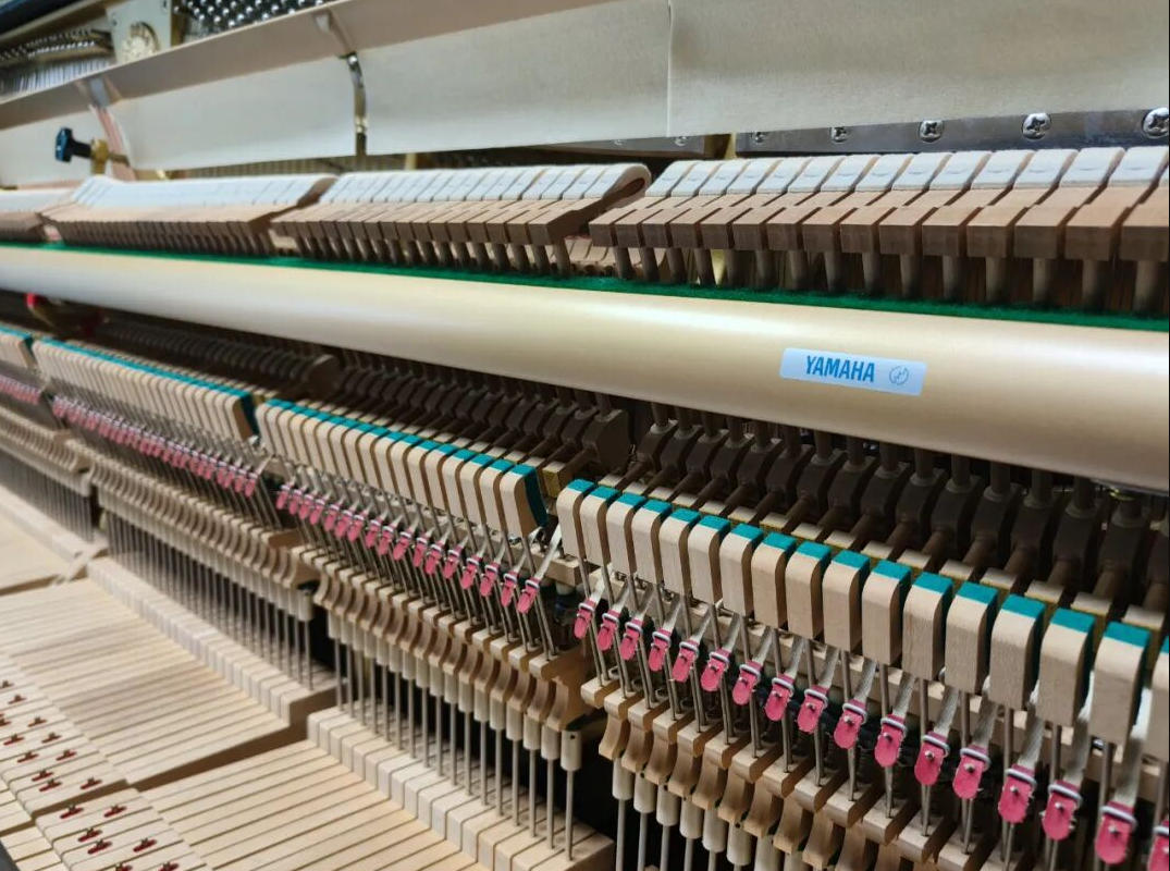 别被颜值坑！新手家长选进口二手钢琴先查“内脏”