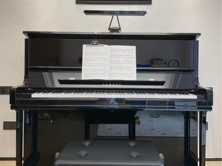 雅马哈U1序列号揭秘：90年代经典vs千禧流水线？一看就懂