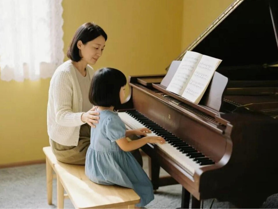 孩子学琴不换琴！日本二手钢琴从启蒙陪到考级超省心