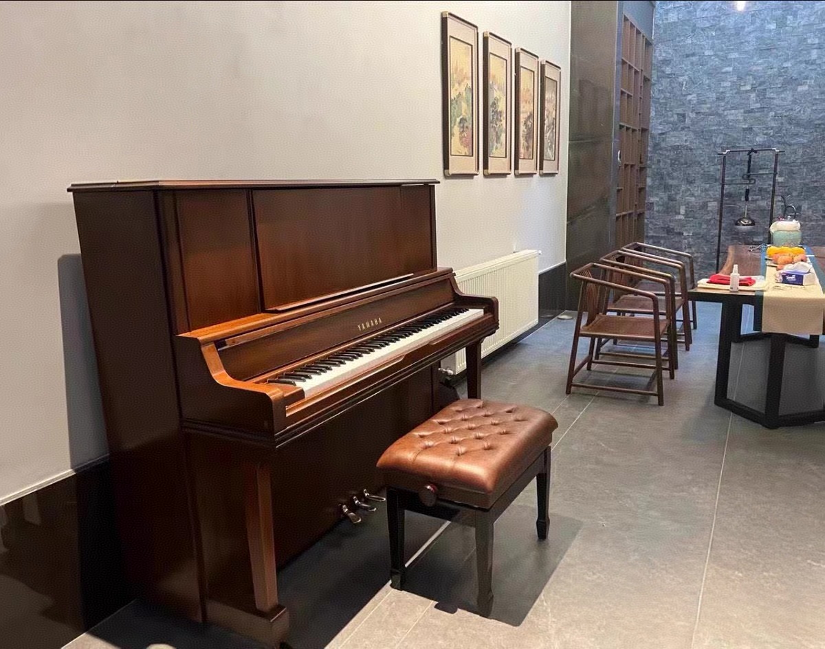 2026家居封神搭配！极简风+复古琴，日本二手钢琴太提气